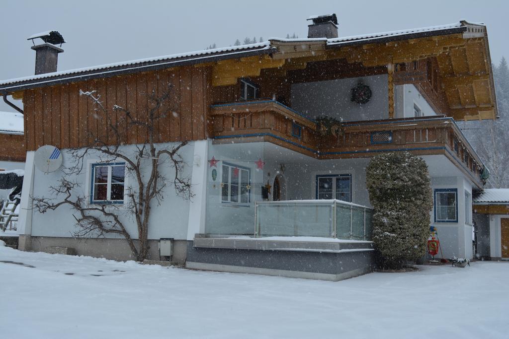 Gaestehaus Huber Leogang Luaran gambar